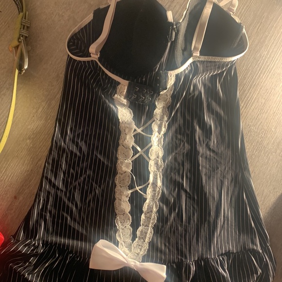 Sexy Banker girl pinstripe Chemise/ baby doll - Picture 4 of 8